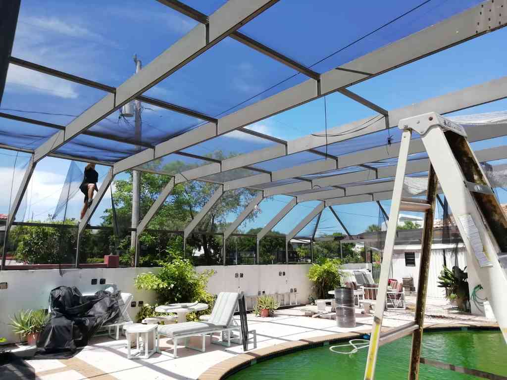 Pool screen-enclosure-repair-Jacksonville